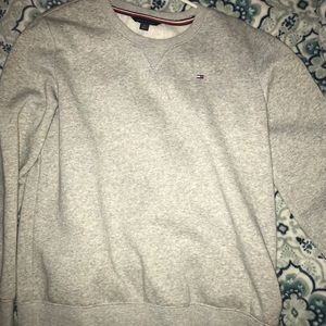 Tommy sweatshirt
